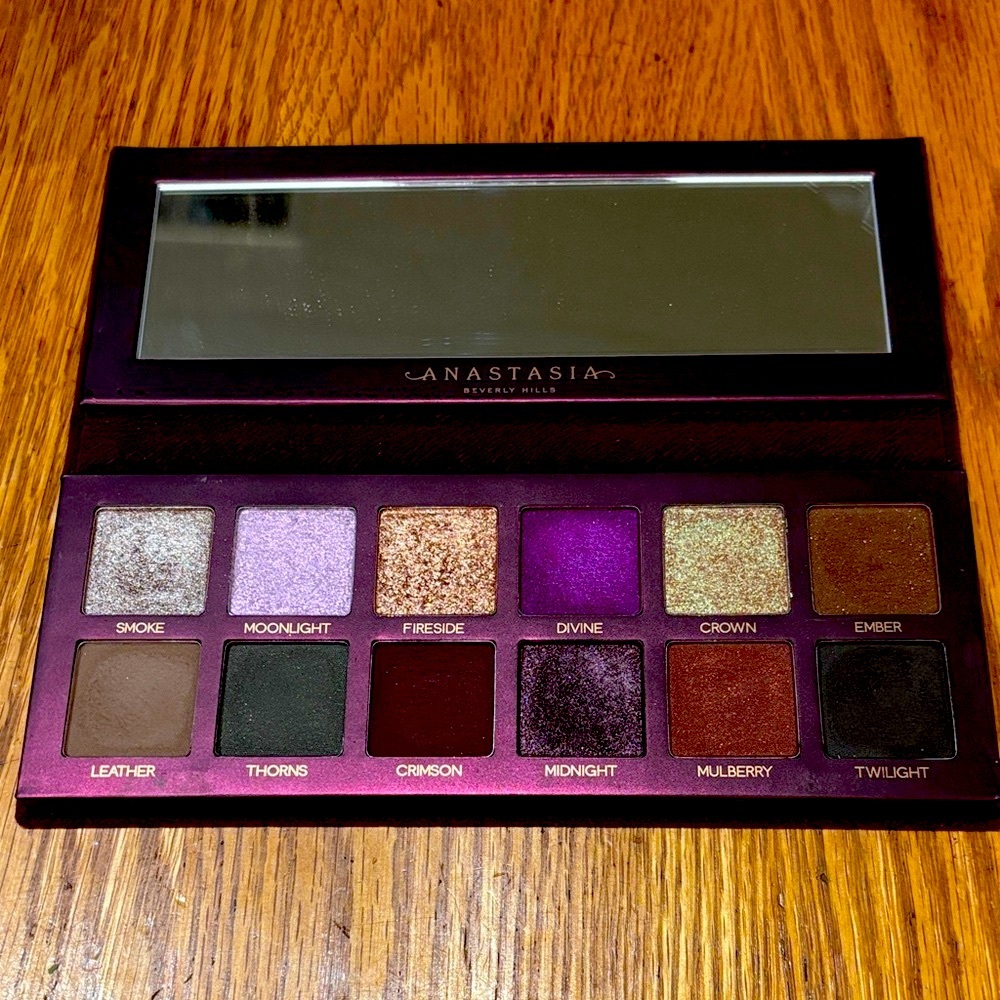 Fall Romance eyeshadow palette
